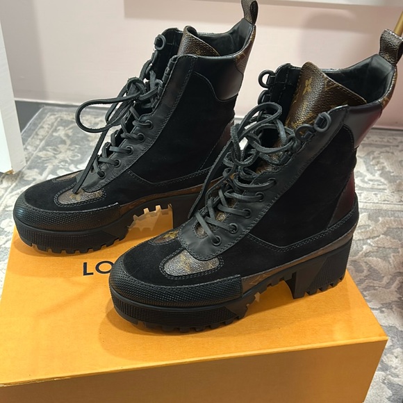 *AUTHENTIC* Louis Vuitton Laureate Platform Desert Boot - Picture 5 of 10